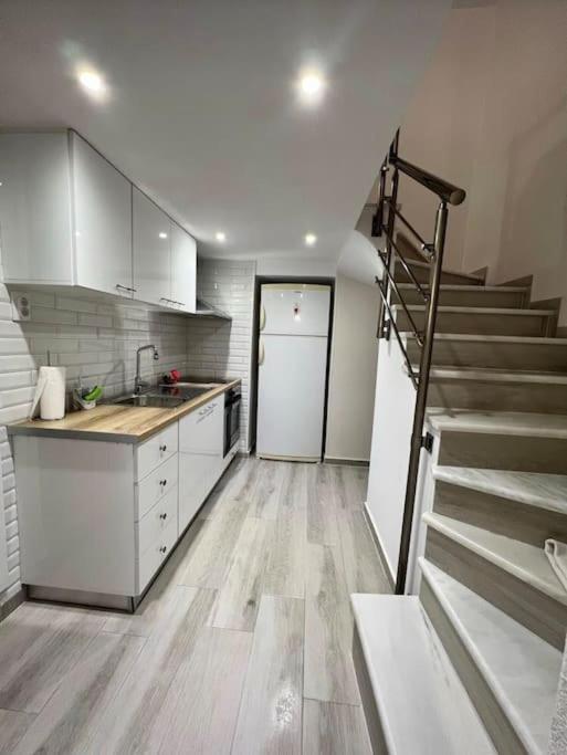 פרבזה Chris Apartment With Loft מראה חיצוני תמונה